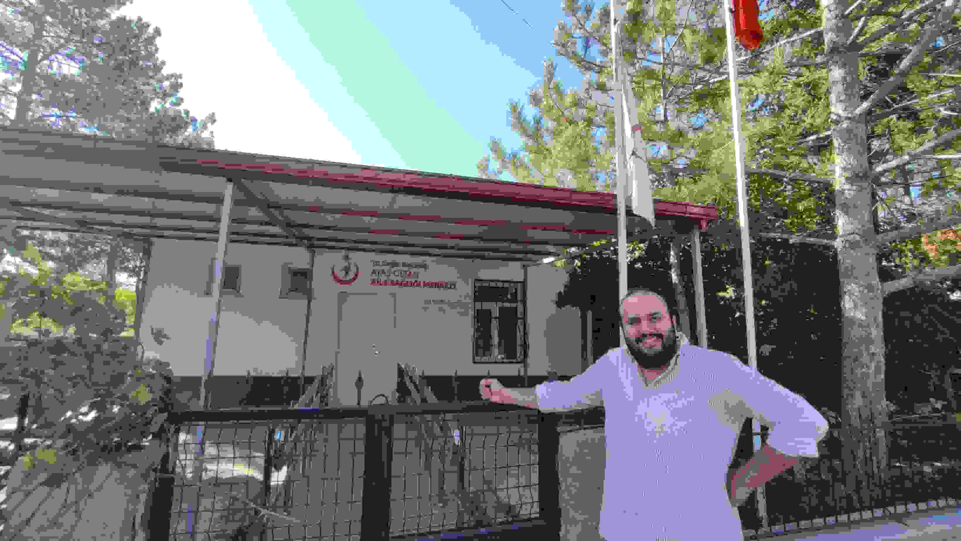 DR. MUSTAFA US