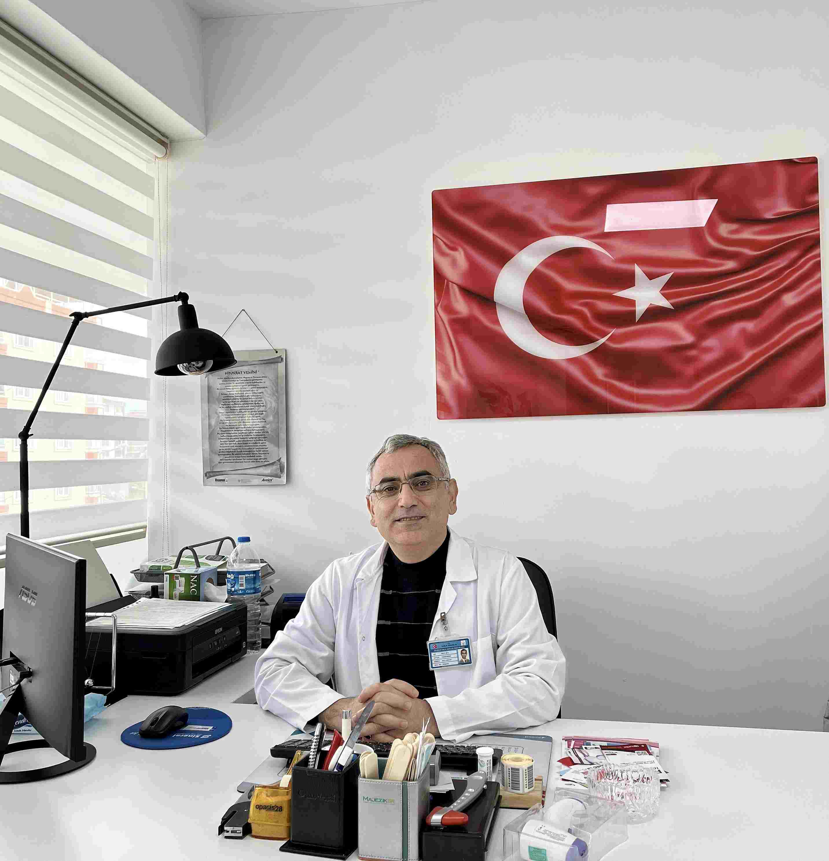 DR. MUSTAFA TANRIVERDİ