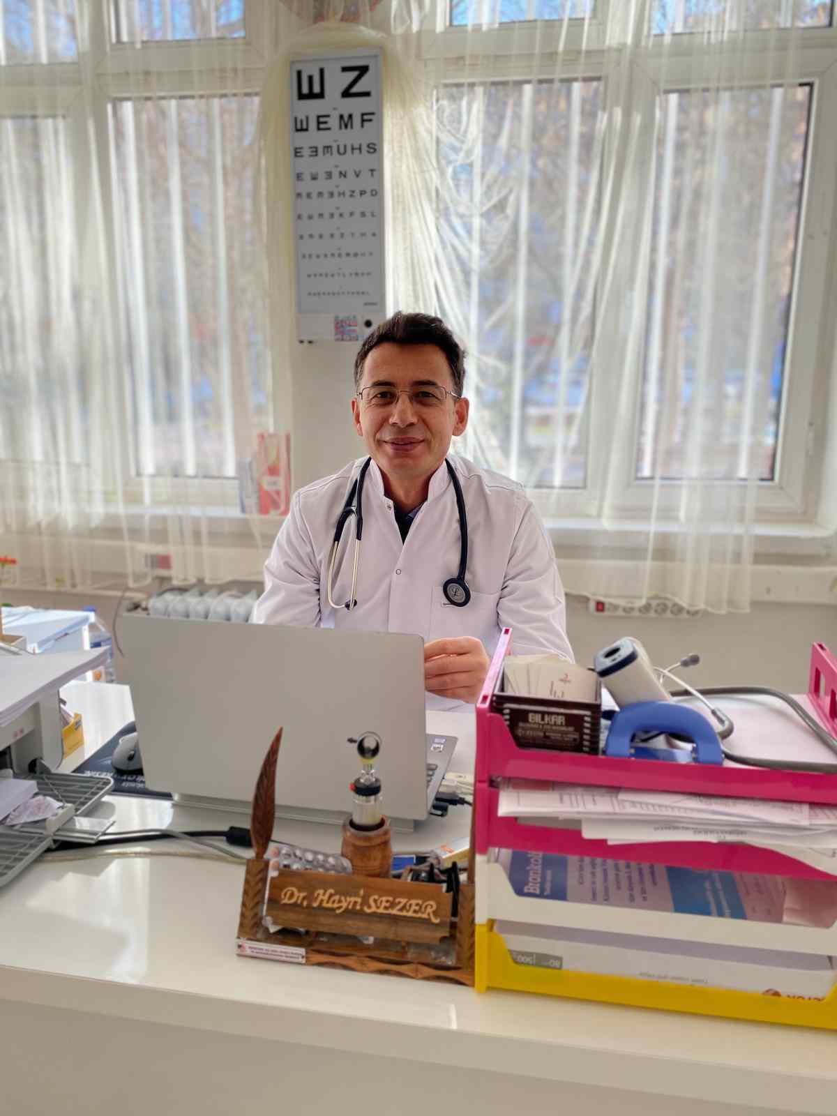 DR. HAYRİ SEZER