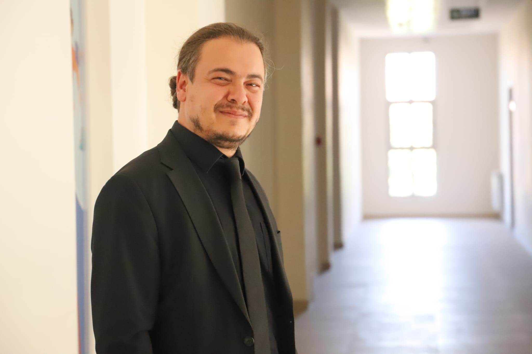 DR. ABDÜL MUTTALIP SARI