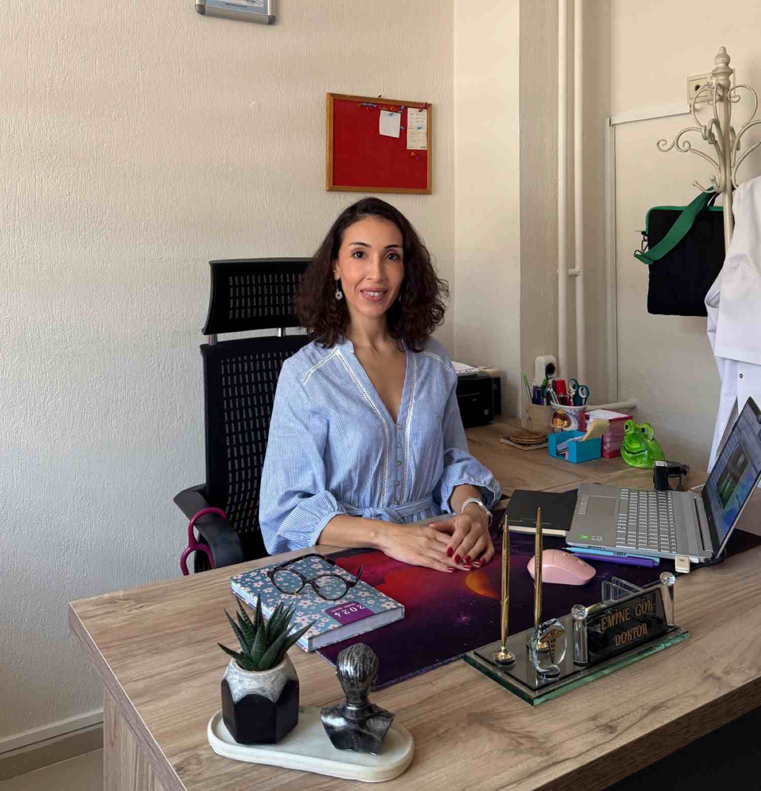 DR. EMİNE GÖK