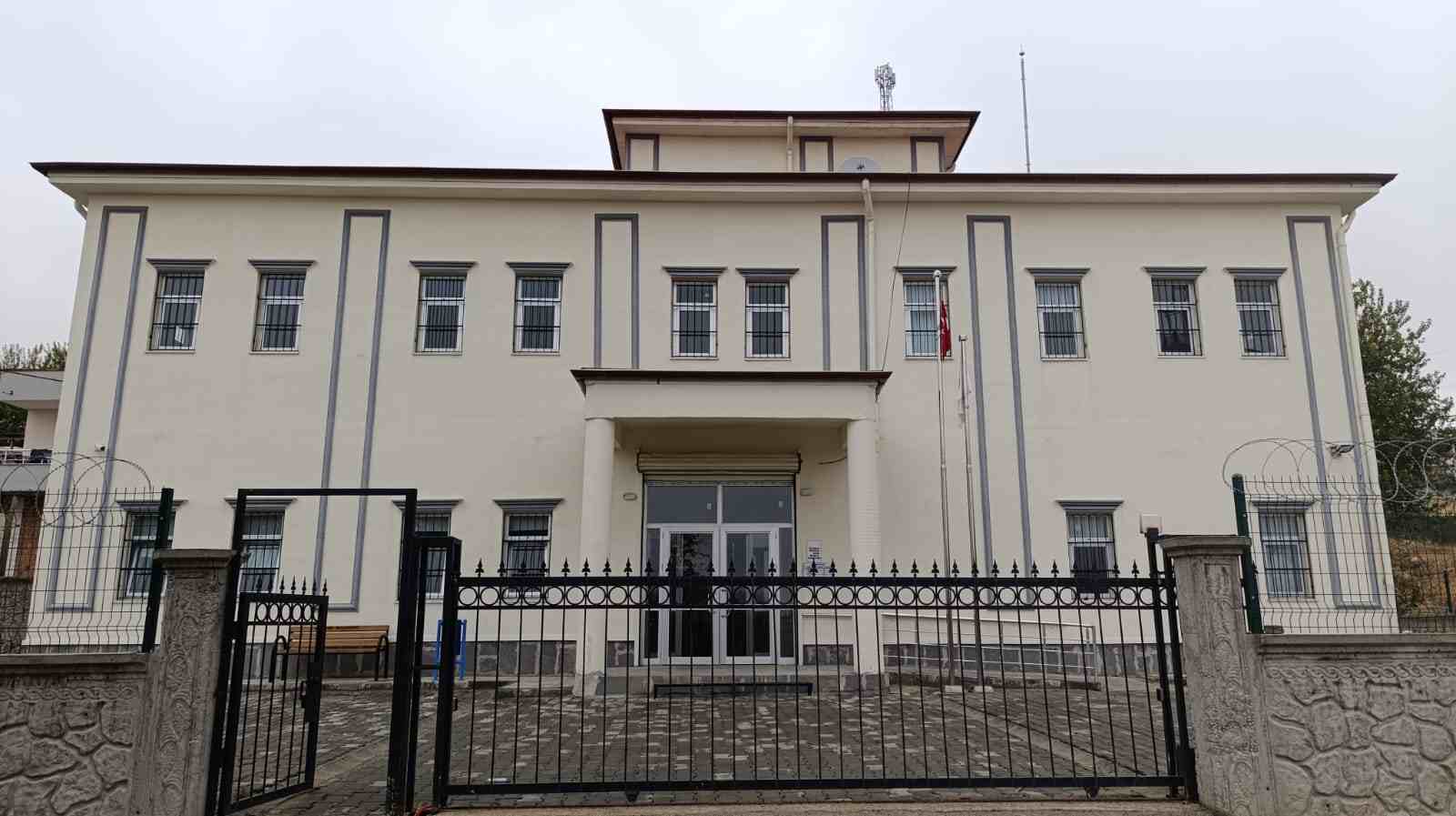 DR. ÖZNUR SÜSLÜ KEPENEK