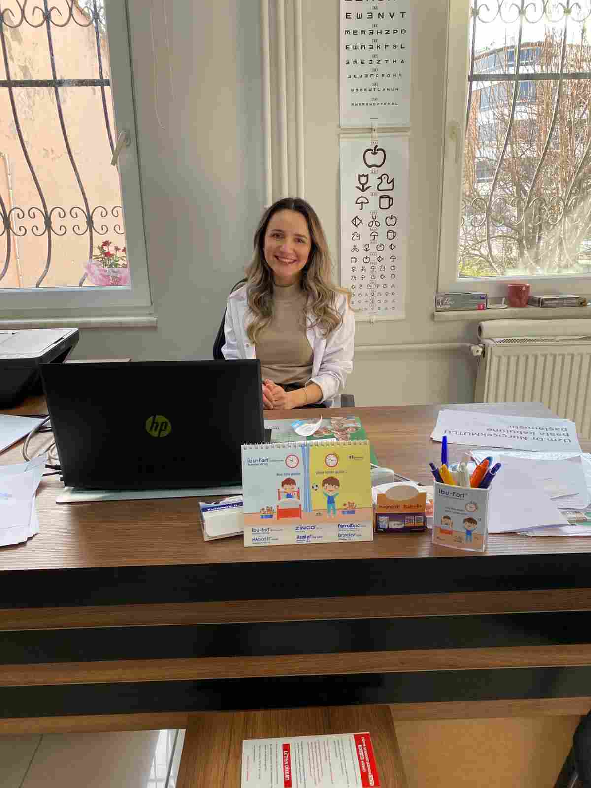 DR. NURÇİÇEK MUTLU